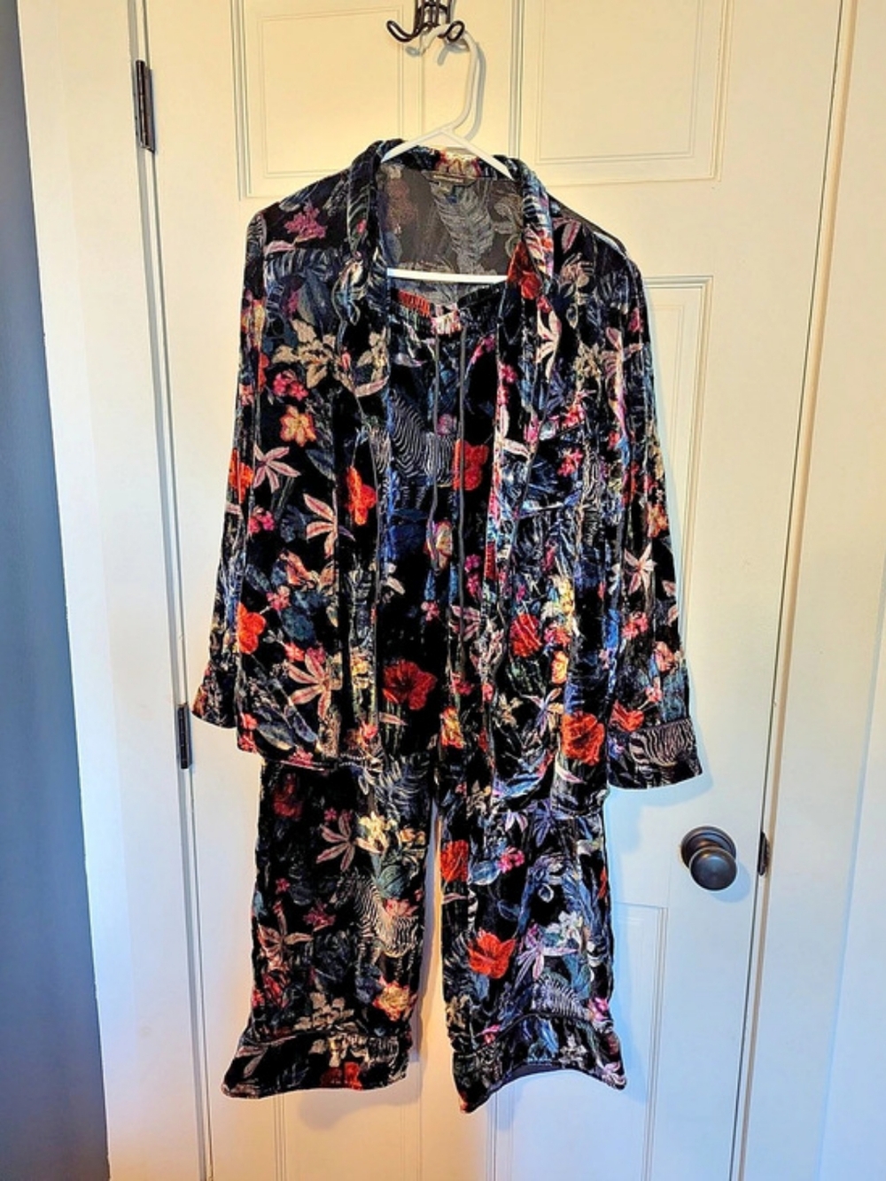 Banana Republic Floral Velvet Wide Leg Pajama Set Size Large